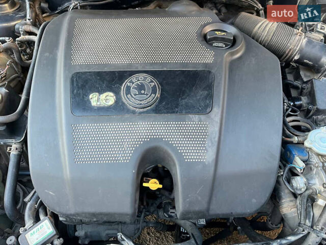 Зелений Шкода Октавія, об'ємом двигуна 1.6 л та пробігом 392 тис. км за 4400 $, фото 21 на Automoto.ua