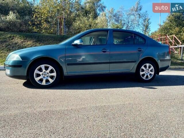 Зелений Шкода Октавія, об'ємом двигуна 1.6 л та пробігом 203 тис. км за 7500 $, фото 15 на Automoto.ua