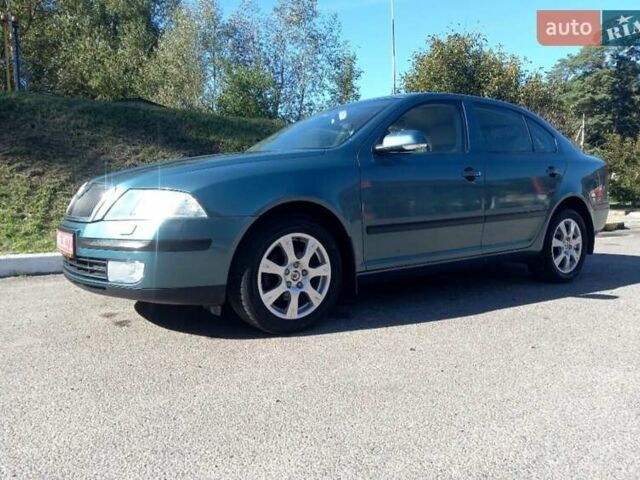 Зелений Шкода Октавія, об'ємом двигуна 1.6 л та пробігом 203 тис. км за 7500 $, фото 9 на Automoto.ua