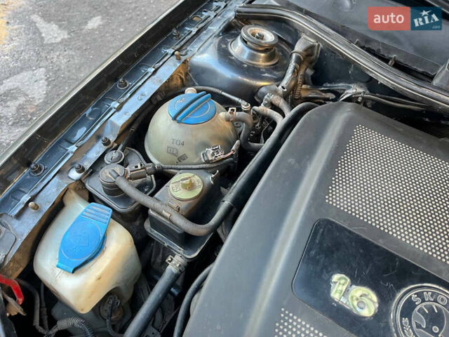 Зелений Шкода Октавія, об'ємом двигуна 1.6 л та пробігом 392 тис. км за 4400 $, фото 20 на Automoto.ua