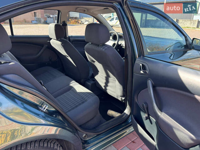 Зеленый Шкода Октавия, объемом двигателя 1.6 л и пробегом 220 тыс. км за 5900 $, фото 9 на Automoto.ua