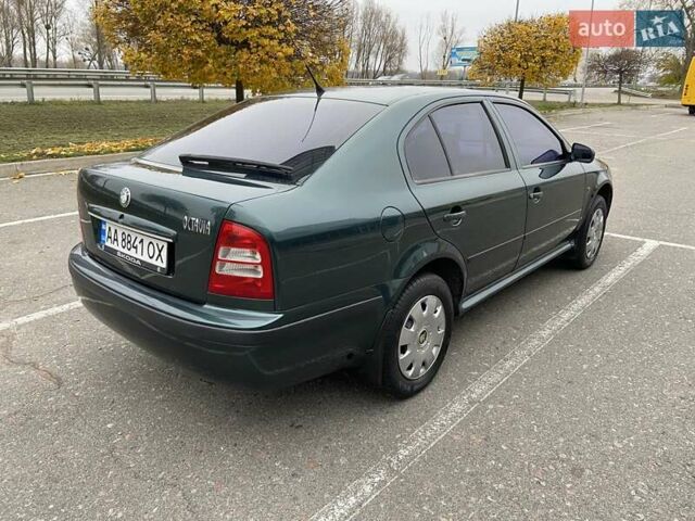 Зеленый Шкода Октавия, объемом двигателя 1.6 л и пробегом 193 тыс. км за 5600 $, фото 4 на Automoto.ua