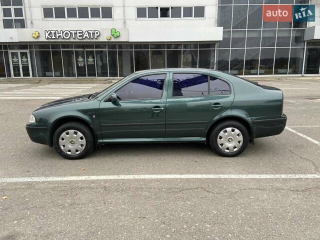 Зеленый Шкода Октавия, объемом двигателя 1.6 л и пробегом 193 тыс. км за 5600 $, фото 1 на Automoto.ua