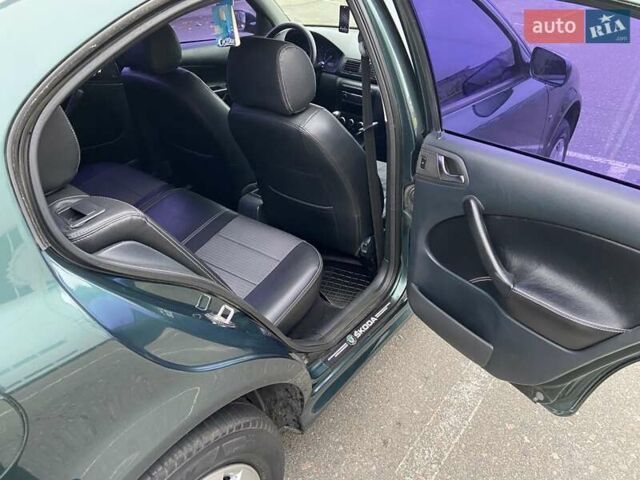 Зеленый Шкода Октавия, объемом двигателя 1.6 л и пробегом 193 тыс. км за 5600 $, фото 13 на Automoto.ua