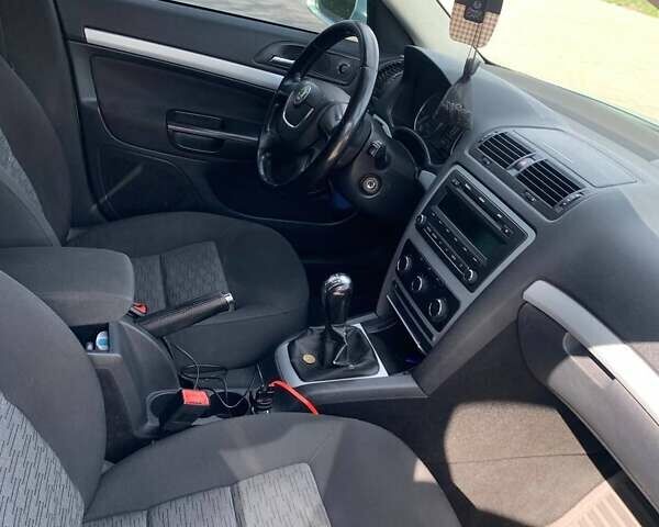 Зеленый Шкода Октавия, объемом двигателя 1.6 л и пробегом 280 тыс. км за 6200 $, фото 3 на Automoto.ua