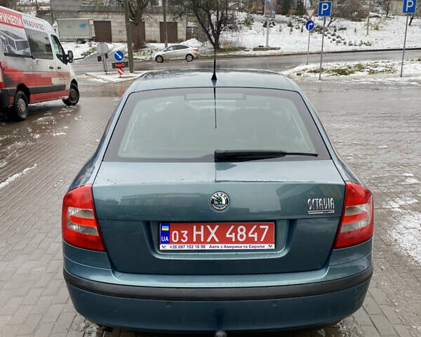 Зеленый Шкода Октавия, объемом двигателя 1.6 л и пробегом 231 тыс. км за 6400 $, фото 7 на Automoto.ua