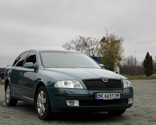 Зелений Шкода Октавія, об'ємом двигуна 1.8 л та пробігом 255 тис. км за 6100 $, фото 2 на Automoto.ua