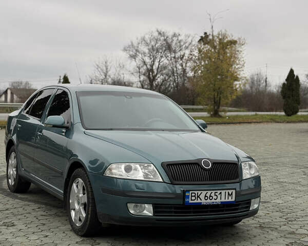 Зелений Шкода Октавія, об'ємом двигуна 1.8 л та пробігом 255 тис. км за 6100 $, фото 1 на Automoto.ua