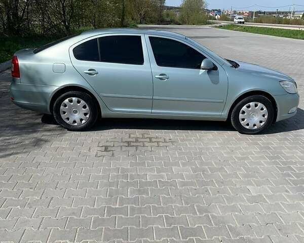 Зеленый Шкода Октавия, объемом двигателя 1.6 л и пробегом 280 тыс. км за 6200 $, фото 1 на Automoto.ua