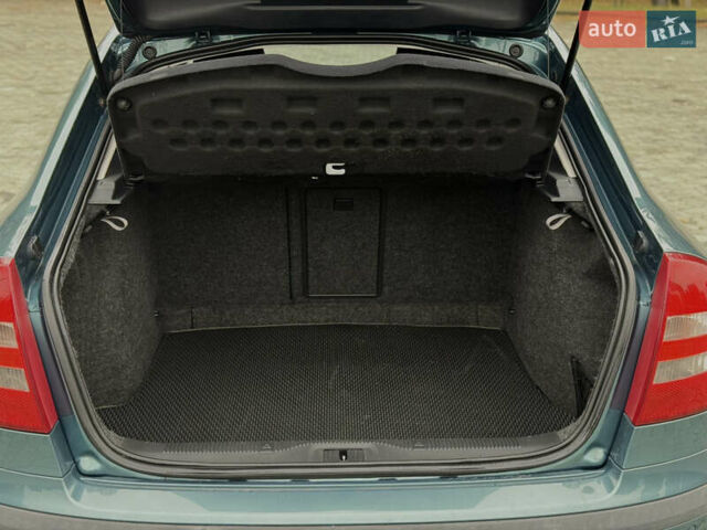 Зелений Шкода Октавія, об'ємом двигуна 1.8 л та пробігом 255 тис. км за 6100 $, фото 25 на Automoto.ua