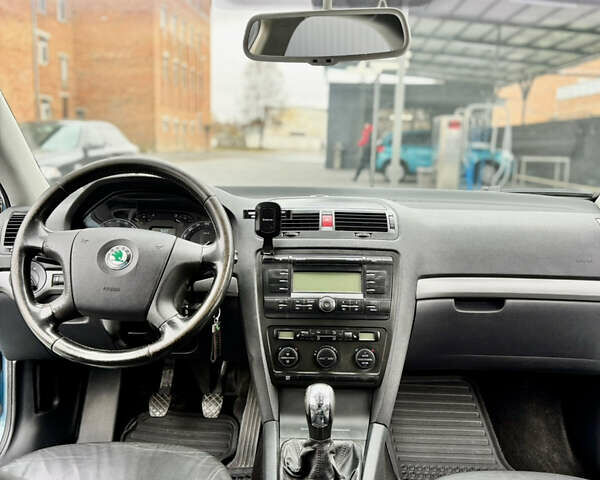 Зеленый Шкода Октавия, объемом двигателя 1.97 л и пробегом 318 тыс. км за 6450 $, фото 14 на Automoto.ua