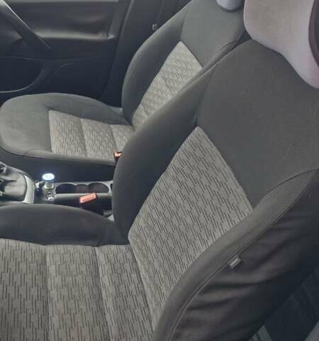 Зеленый Шкода Октавия, объемом двигателя 1.6 л и пробегом 239 тыс. км за 6700 $, фото 8 на Automoto.ua