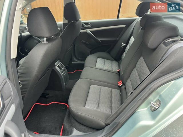 Зелений Шкода Октавія, об'ємом двигуна 1.6 л та пробігом 229 тис. км за 8500 $, фото 53 на Automoto.ua