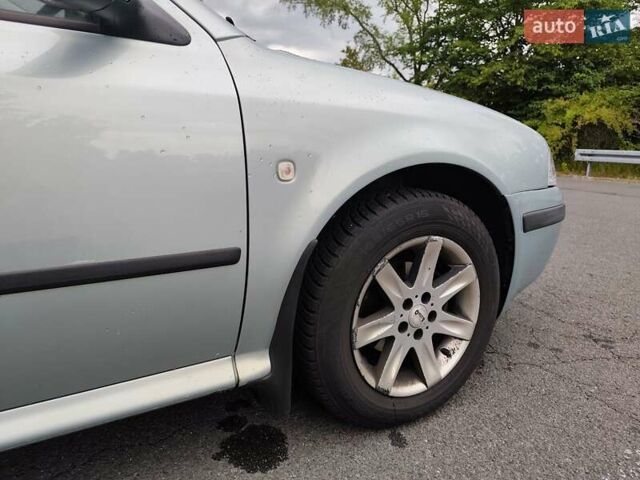 Зелений Шкода Октавія, об'ємом двигуна 1.6 л та пробігом 213 тис. км за 6300 $, фото 9 на Automoto.ua