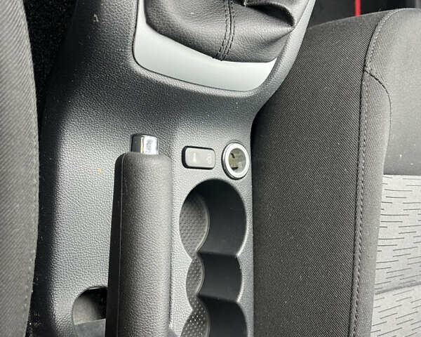 Зелений Шкода Октавія, об'ємом двигуна 1.6 л та пробігом 229 тис. км за 8500 $, фото 72 на Automoto.ua