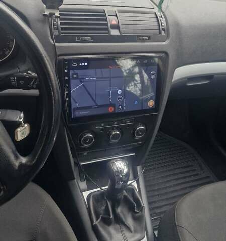 Зеленый Шкода Октавия, объемом двигателя 1.6 л и пробегом 239 тыс. км за 6700 $, фото 2 на Automoto.ua