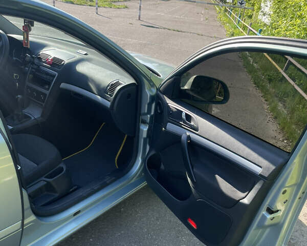 Зелений Шкода Октавія, об'ємом двигуна 1.4 л та пробігом 224 тис. км за 6500 $, фото 7 на Automoto.ua