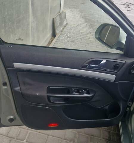 Зеленый Шкода Октавия, объемом двигателя 1.6 л и пробегом 239 тыс. км за 6700 $, фото 7 на Automoto.ua