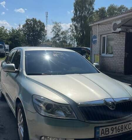 Шкода Октавия 2009 в Гайсине на Automoto.ua Зеленый Шкода Октавия, объемом двигателя 1.9 л и пробегом 297 тыс. км за 8500 $, фото 10 на Automoto.ua