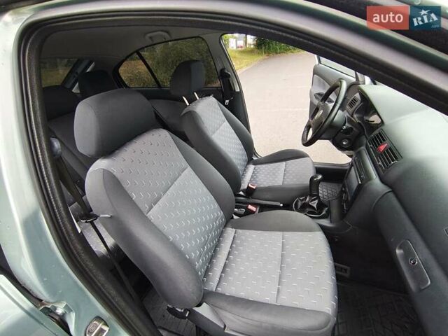 Зелений Шкода Октавія, об'ємом двигуна 1.6 л та пробігом 213 тис. км за 6300 $, фото 15 на Automoto.ua