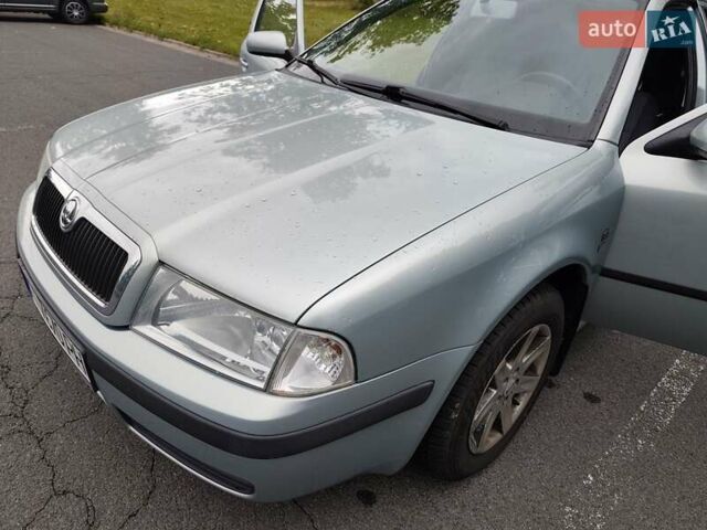 Зелений Шкода Октавія, об'ємом двигуна 1.6 л та пробігом 213 тис. км за 6300 $, фото 27 на Automoto.ua