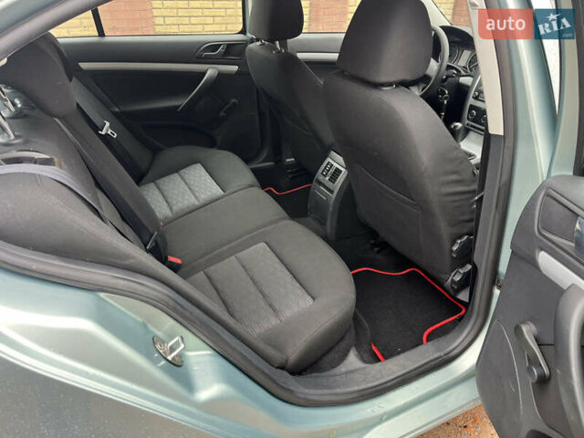 Зелений Шкода Октавія, об'ємом двигуна 1.6 л та пробігом 229 тис. км за 8500 $, фото 58 на Automoto.ua