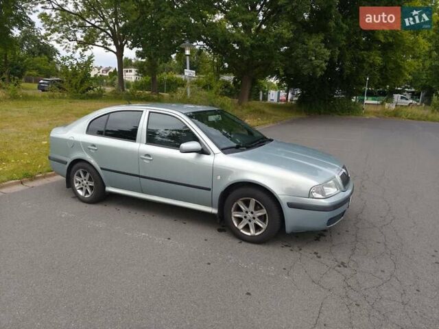 Зелений Шкода Октавія, об'ємом двигуна 1.6 л та пробігом 213 тис. км за 6300 $, фото 2 на Automoto.ua