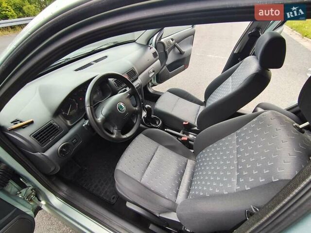 Зелений Шкода Октавія, об'ємом двигуна 1.6 л та пробігом 213 тис. км за 6300 $, фото 18 на Automoto.ua