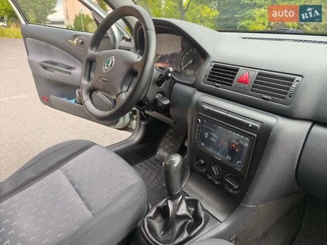 Зелений Шкода Октавія, об'ємом двигуна 1.6 л та пробігом 213 тис. км за 6300 $, фото 16 на Automoto.ua