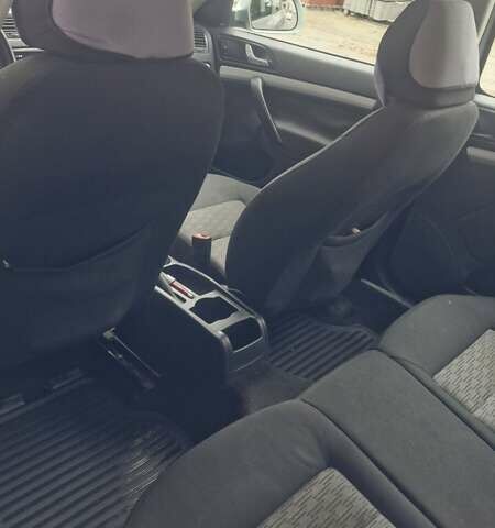 Зеленый Шкода Октавия, объемом двигателя 1.6 л и пробегом 239 тыс. км за 6700 $, фото 5 на Automoto.ua