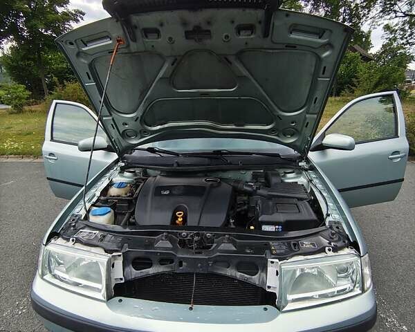 Зелений Шкода Октавія, об'ємом двигуна 1.6 л та пробігом 213 тис. км за 6300 $, фото 23 на Automoto.ua