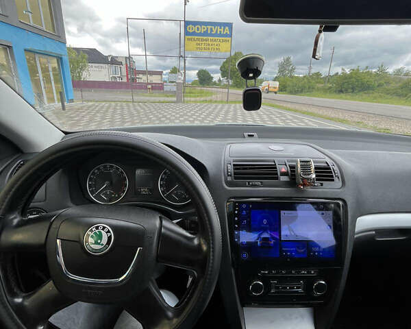 Зеленый Шкода Октавия, объемом двигателя 1.9 л и пробегом 300 тыс. км за 6000 $, фото 13 на Automoto.ua