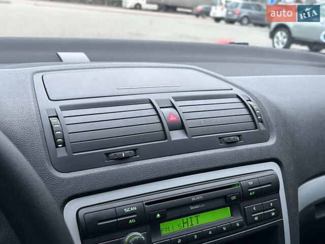 Зеленый Шкода Октавия, объемом двигателя 1.6 л и пробегом 199 тыс. км за 8777 $, фото 50 на Automoto.ua