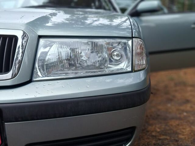 Зелений Шкода Октавія, об'ємом двигуна 1.6 л та пробігом 224 тис. км за 6450 $, фото 8 на Automoto.ua