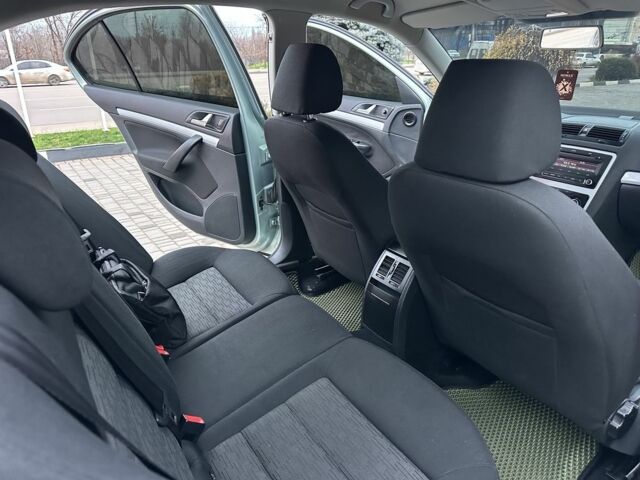 Зеленый Шкода Октавия, объемом двигателя 1.9 л и пробегом 270 тыс. км за 9100 $, фото 15 на Automoto.ua