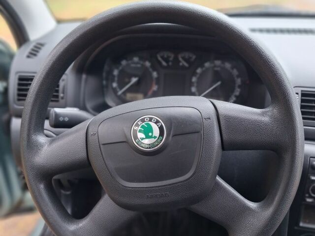 Зелений Шкода Октавія, об'ємом двигуна 1.6 л та пробігом 224 тис. км за 6450 $, фото 13 на Automoto.ua