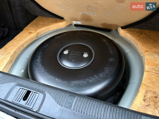 Зеленый Шкода Октавия, объемом двигателя 1.6 л и пробегом 199 тыс. км за 8777 $, фото 44 на Automoto.ua