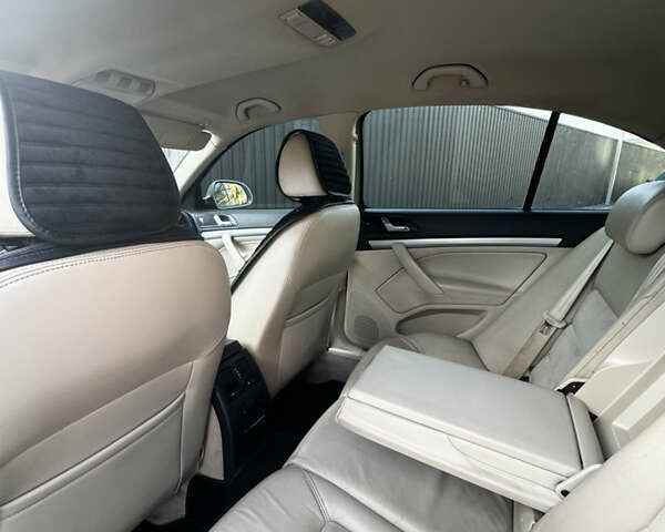 Зеленый Шкода Октавия, объемом двигателя 1.6 л и пробегом 384 тыс. км за 8500 $, фото 10 на Automoto.ua