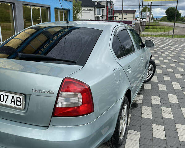 Зеленый Шкода Октавия, объемом двигателя 1.9 л и пробегом 300 тыс. км за 6000 $, фото 3 на Automoto.ua