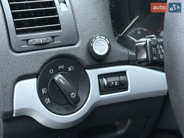 Зеленый Шкода Октавия, объемом двигателя 1.6 л и пробегом 199 тыс. км за 8777 $, фото 35 на Automoto.ua