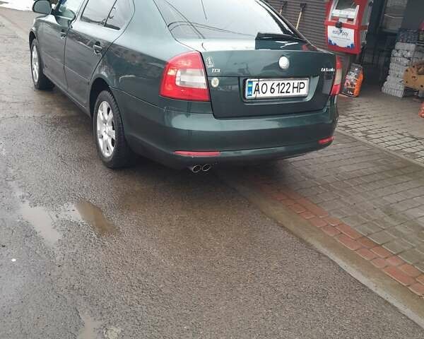 Зелений Шкода Октавія, об'ємом двигуна 1.6 л та пробігом 290 тис. км за 7500 $, фото 6 на Automoto.ua