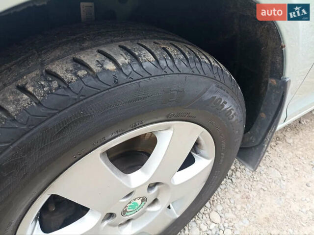 Зеленый Шкода Октавия, объемом двигателя 1.6 л и пробегом 178 тыс. км за 7350 $, фото 25 на Automoto.ua