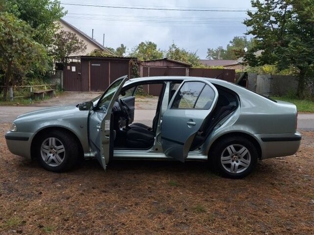 Зелений Шкода Октавія, об'ємом двигуна 1.6 л та пробігом 224 тис. км за 6450 $, фото 3 на Automoto.ua