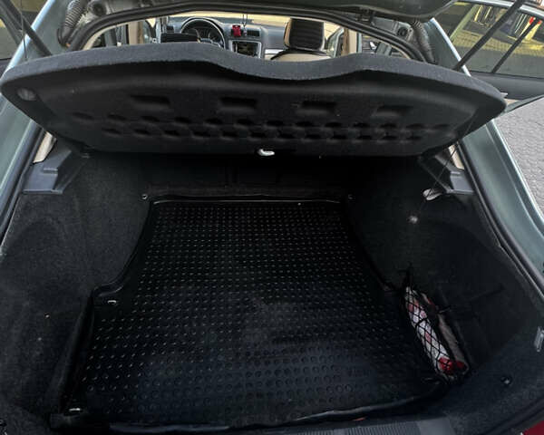 Зеленый Шкода Октавия, объемом двигателя 1.6 л и пробегом 384 тыс. км за 8500 $, фото 13 на Automoto.ua