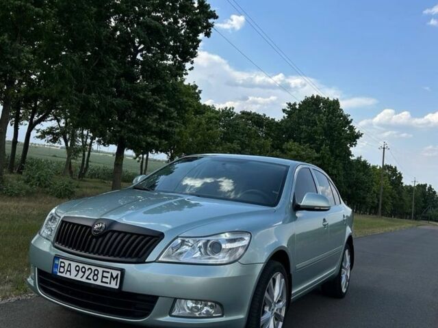 Зеленый Шкода Октавия, объемом двигателя 1.8 л и пробегом 185 тыс. км за 8100 $, фото 2 на Automoto.ua