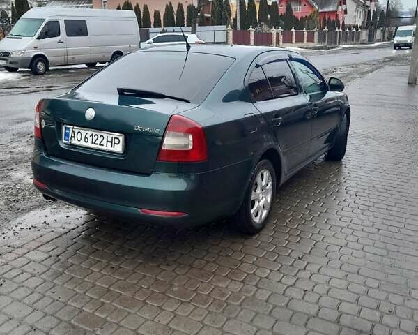 Зелений Шкода Октавія, об'ємом двигуна 1.6 л та пробігом 290 тис. км за 7500 $, фото 1 на Automoto.ua
