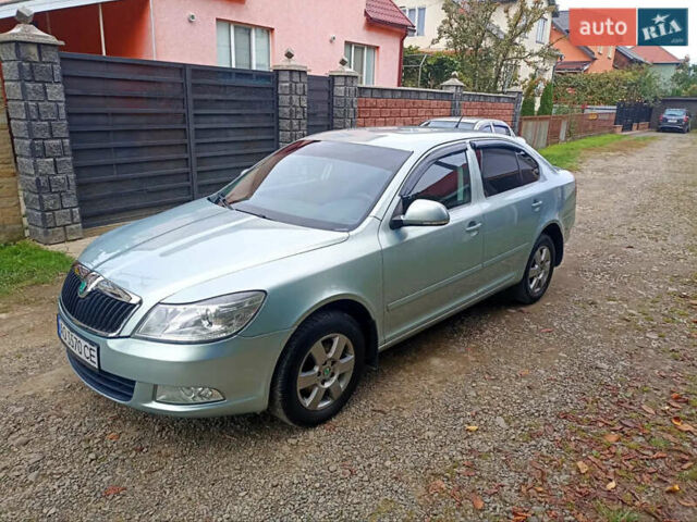 Зеленый Шкода Октавия, объемом двигателя 1.6 л и пробегом 178 тыс. км за 7350 $, фото 1 на Automoto.ua