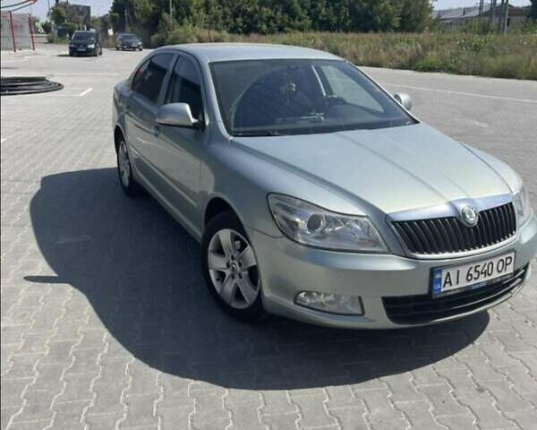 Зелений Шкода Октавія, об'ємом двигуна 1.6 л та пробігом 332 тис. км за 8499 $, фото 8 на Automoto.ua