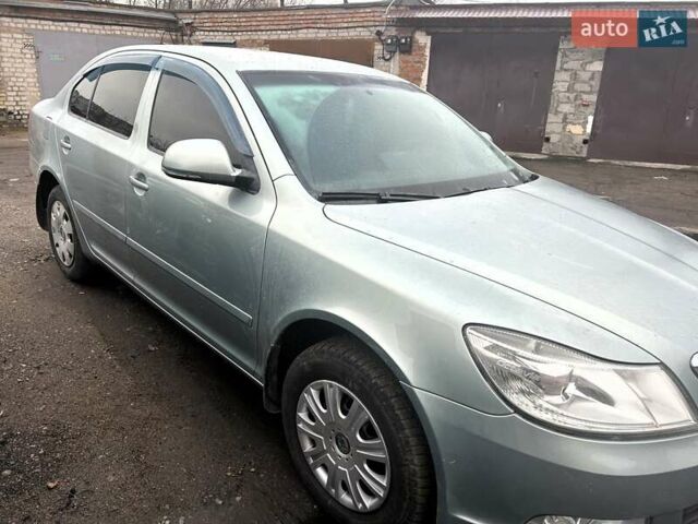 Зеленый Шкода Октавия, объемом двигателя 1.6 л и пробегом 147 тыс. км за 8900 $, фото 1 на Automoto.ua