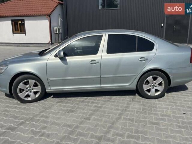Зелений Шкода Октавія, об'ємом двигуна 1.6 л та пробігом 332 тис. км за 8499 $, фото 2 на Automoto.ua
